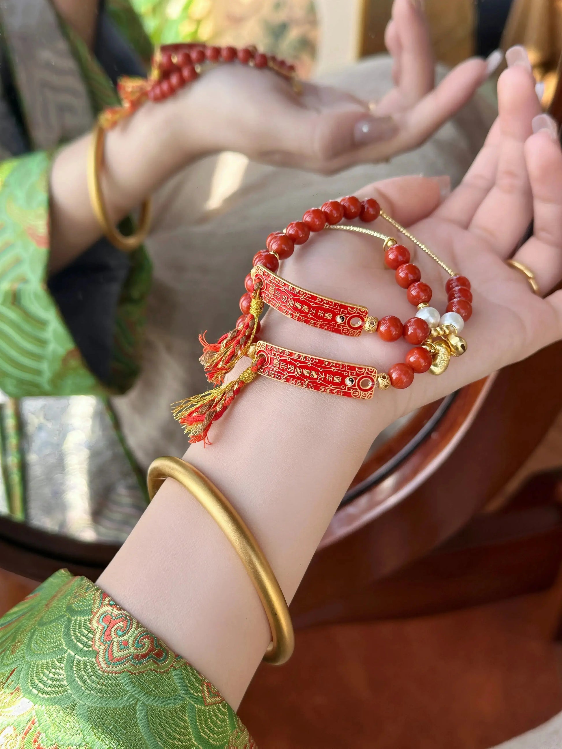 Attract luck&health-Red bracelet uucool jewelery