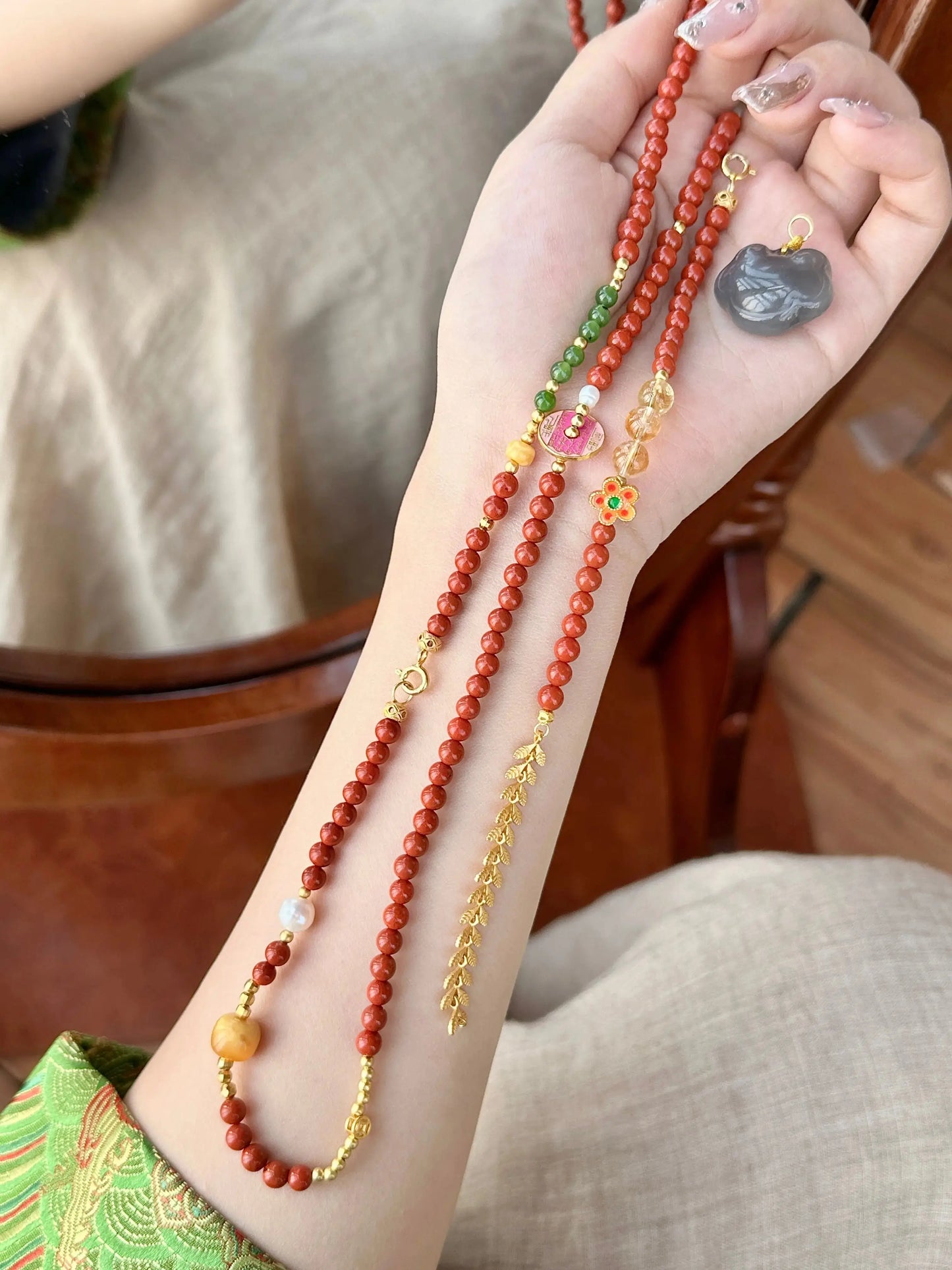Attract luck&health-Red bracelet uucool jewelery